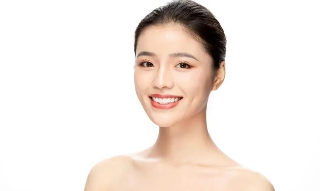 面部吸脂手术，重塑美丽轮廓的新选择