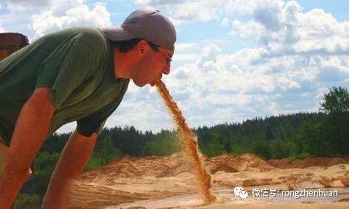 探索三毛的3D世界，从图像到艺术的深度之旅