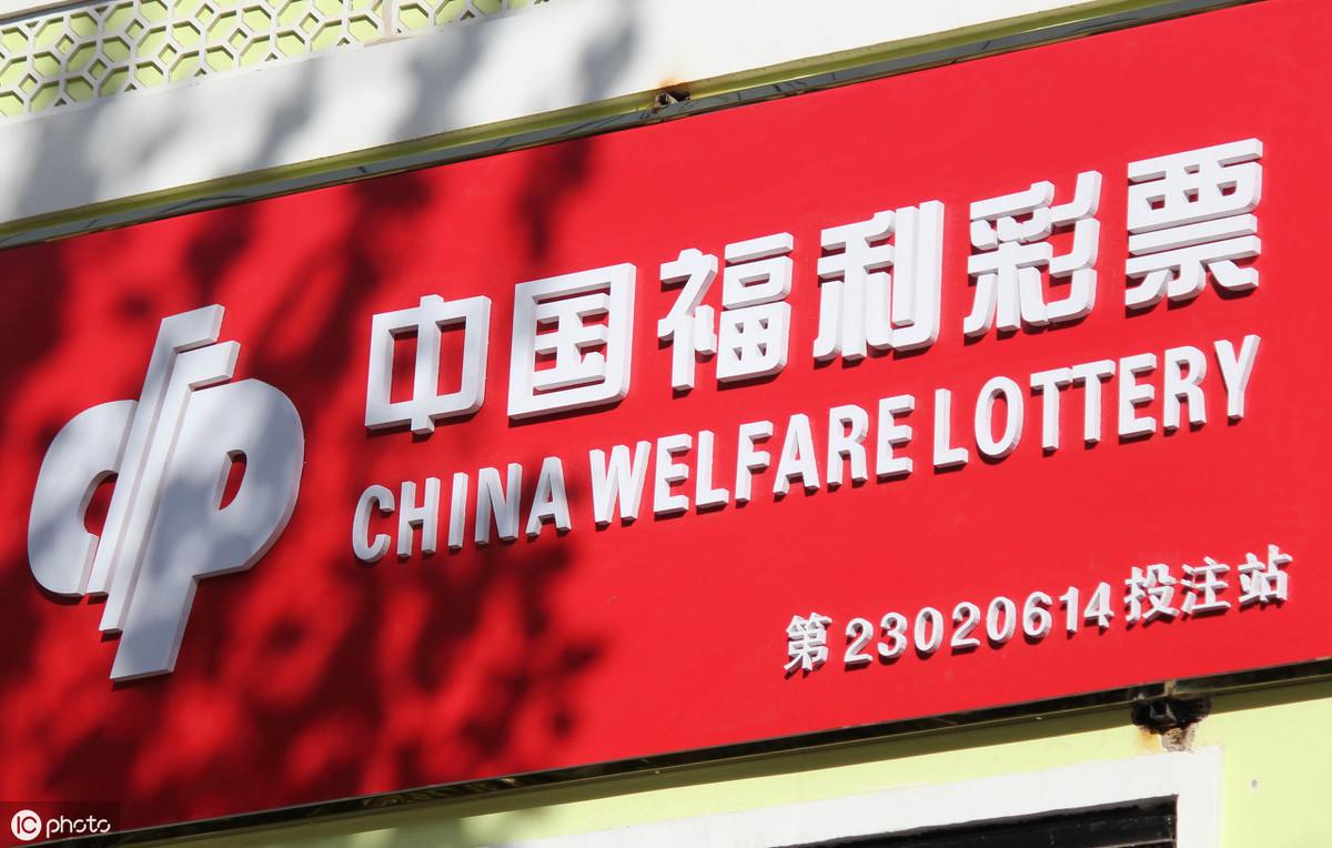 手机选号与车管所现场选号的权衡与选择