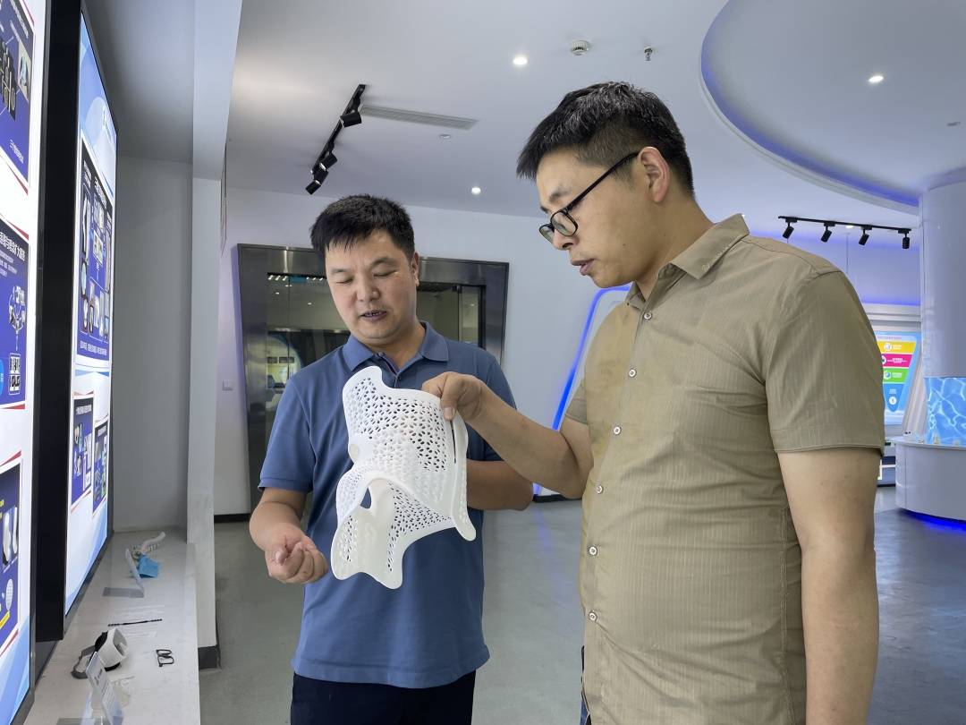 探索彩宝网，揭秘3D连线带坐标走势图的魅力世界